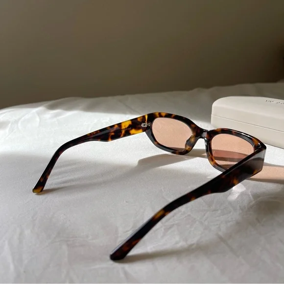 Vehla Felix Sunglasses in Choc Tort/Toffee 🤎✨ - Picture 13 of 16